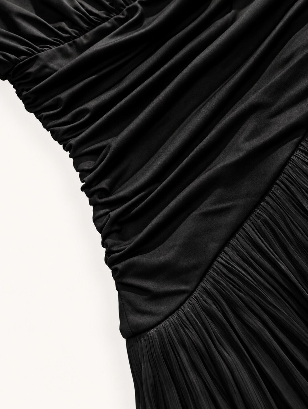 New Luxe Ruched Blouson Dropped Waist Tiered Maxi Dress Black - Picture 8 of 13